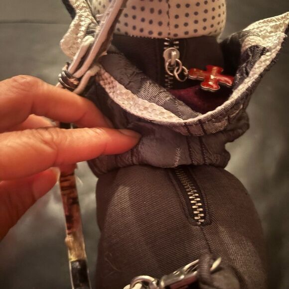 Fuzzy Nation Limited-Edition ‘Boston-in-Boots Elvis’ Purse dog design handbag - Picture 11 of 11